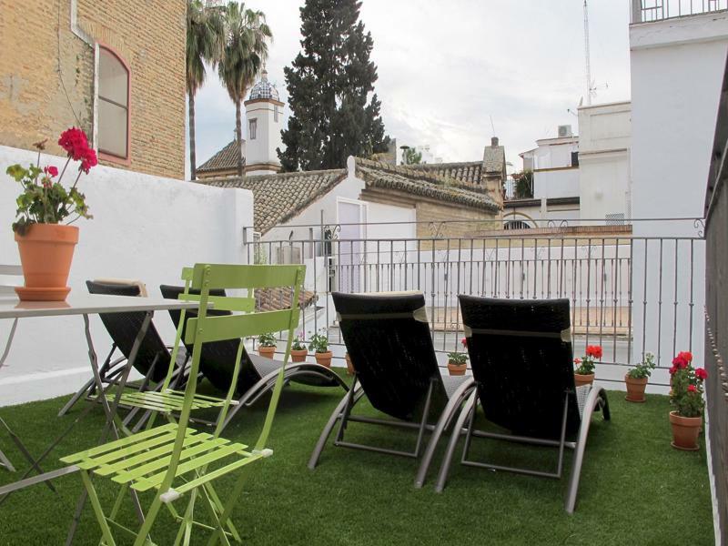 Selecta Apartments Los Venerables Sevilla Exteriör bild